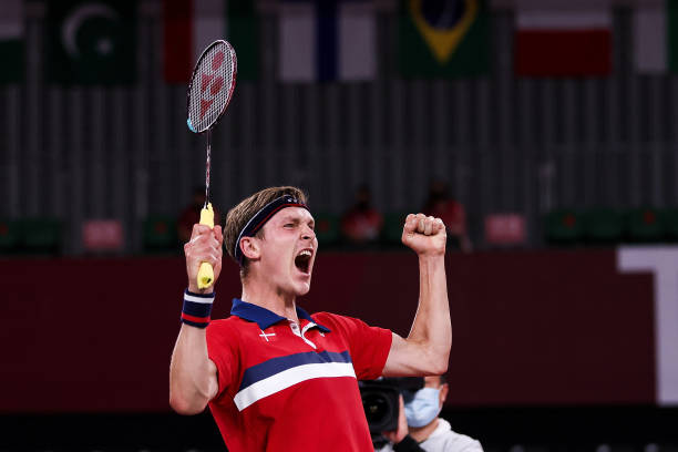 排球防守必學！5個技巧教你輕鬆接住強力扣球