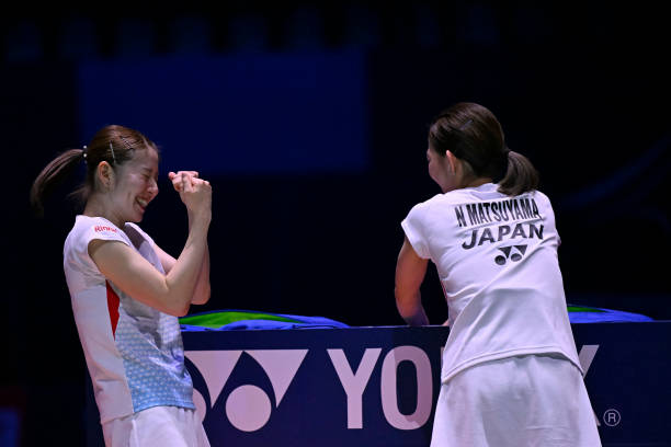 羽毛球雙打換位信號：如何用暗號與搭檔高效溝通？