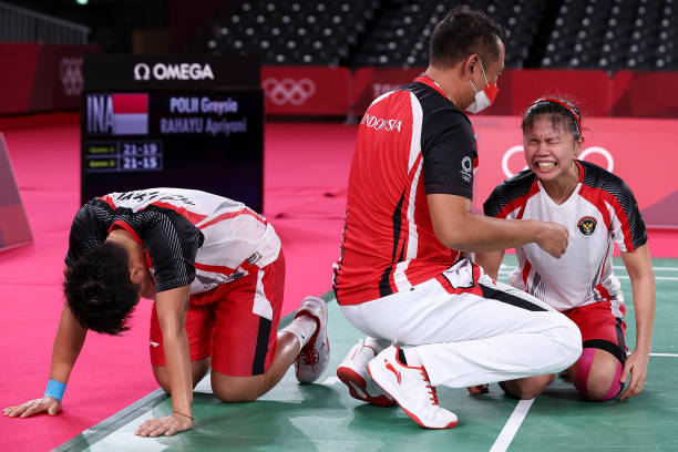 快樂運動！兒童羽毛球單打/雙打規則圖解