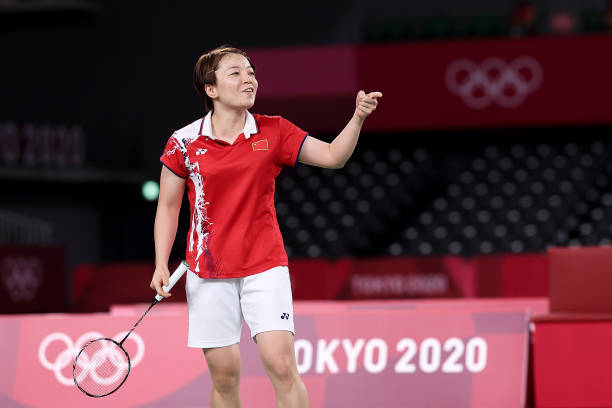 二手羽毛球拍值不值得買？價格與質量分析