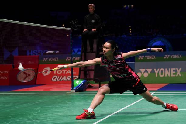 尤尼克斯AS50羽毛球價格對比：線上vs線下