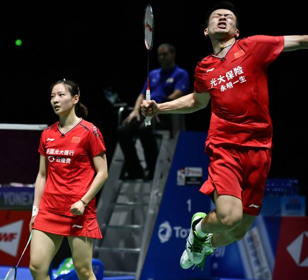 羽毛球殺球慢動作教學：如何正確發力避免手腕受傷