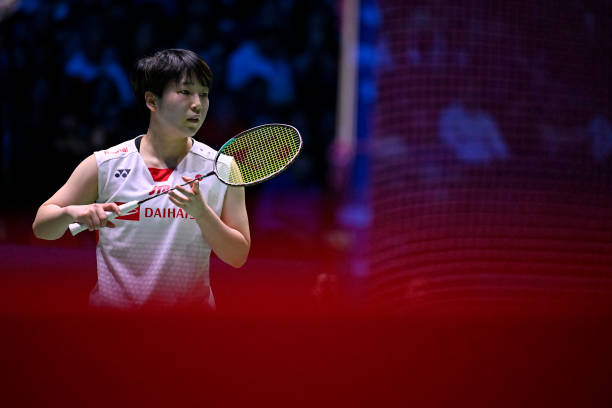 羽毛球雙打發球得分後，下一球誰發？規則解析