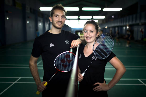 高性價比羽毛球拍盤點：耐打+高彈力品牌推薦