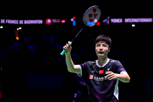 2023年熱門羽毛球拍品牌性能對比分析圖