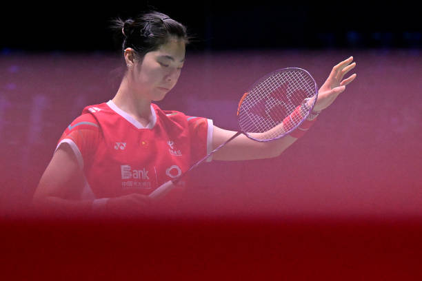 羽毛球學習指南：從握拍到實戰的完整流程