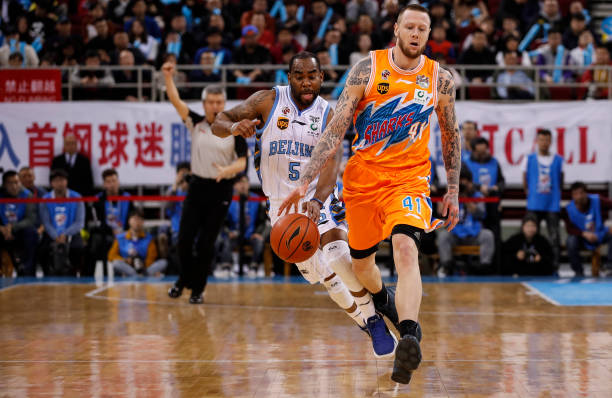 籃球上籃動作分解：圖文並茂的教學指南