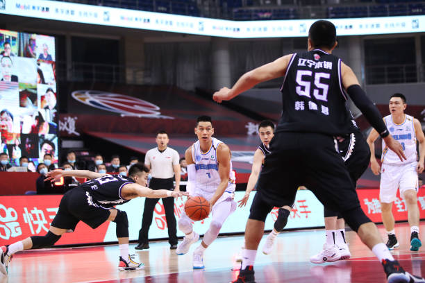 邊線球防守訓練：提升防守反應速度的方法