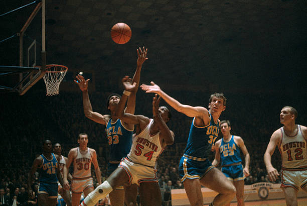 奧尼爾五冠之路:從魔術到湖人的輝煌征程