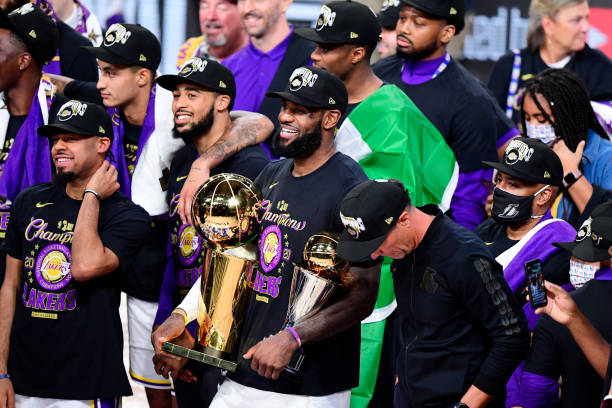 JRS直播TV：NBA季後賽全程直播與解說