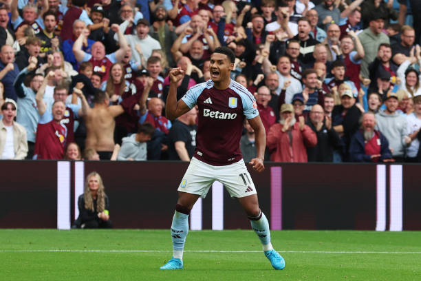 大數據預測：今晚足球比賽勝負概率與比分推薦