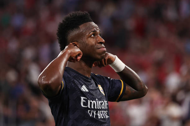 梅西進攻集錦：回顧那些改變比賽的經典時刻