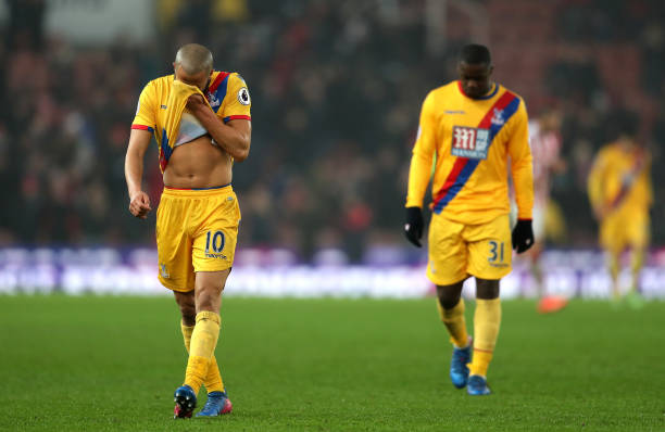 (風格：正式、權威，直接點明主題)