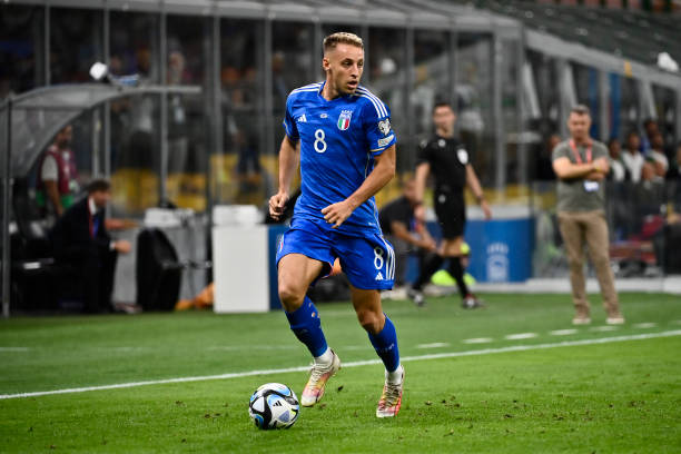 足球藝術家的舞台：2008世界任意球大師賽全記錄