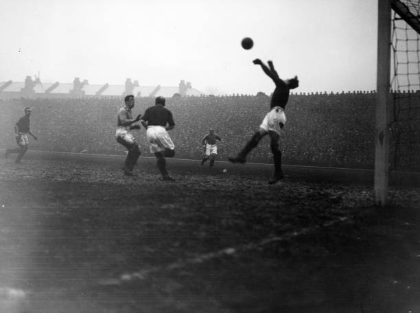 （不僅回答場次，還擴展到晉級規則，更具科普性）