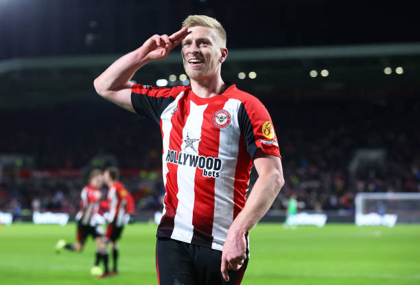 為什麽職業球員選擇Joma足球鞋?技術解析與實戰測評