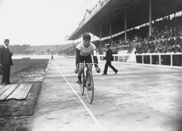 傳奇再現：洛杉磯奧運會宣傳片第二首歌背後的故事