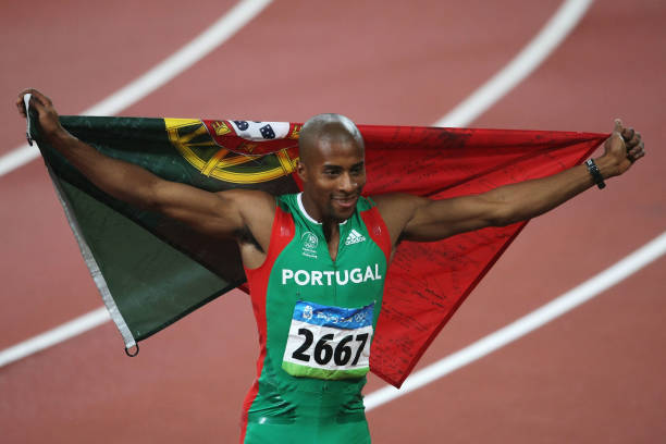 揭秘博爾特破紀錄賽道：柏林世錦賽百米決賽現場