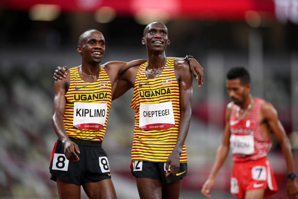 兩位跳水傳奇的成長之路：吳敏霞與郭晶晶的故事