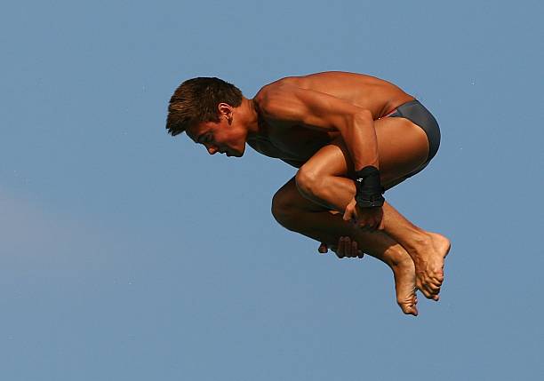 曆史性突破！運動員以95米刷新跳遠世界紀錄