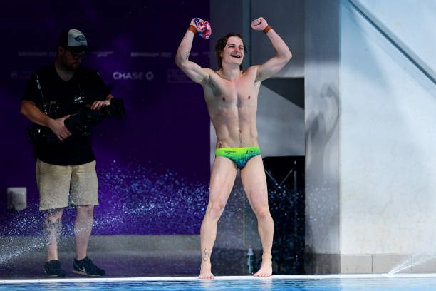 （按時間順序組織，清晰明了）