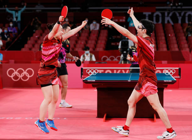 梁靖昆VS對手：太原站乒乓球賽高清回放