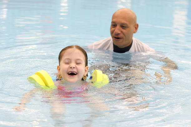 上海兼職遊泳教練招聘：適合大學生和自由職業者