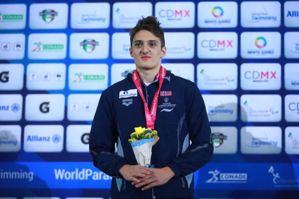 腰椎骨質增生患者遊泳的頻率和時長建議