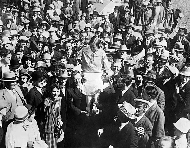 掌握仰泳呼吸節奏，輕鬆遊得更遠