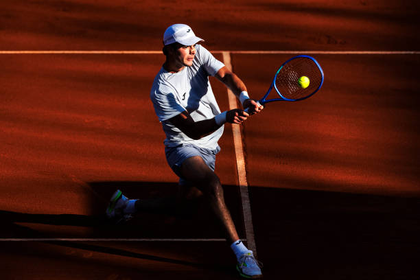 網球比賽場地標準尺寸：國際規則與本地適應性