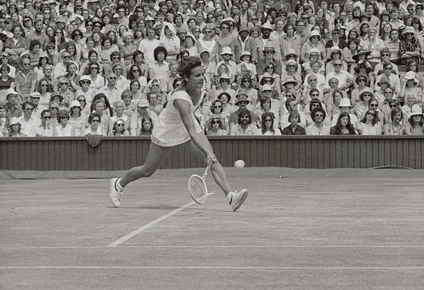 網球巔峰對決：鄭欽文迎戰高芙，直播進行時