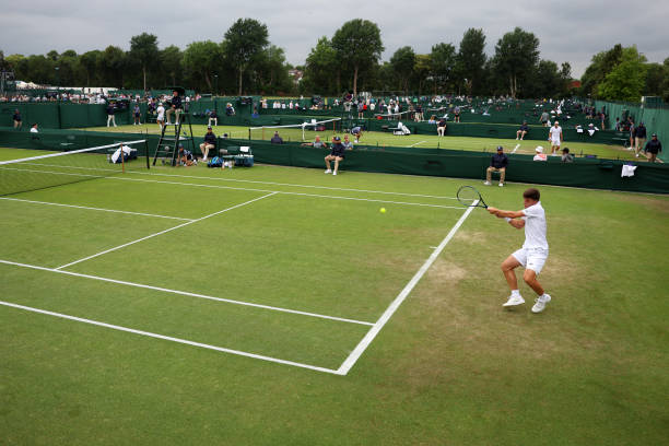 卡塔爾網球公開賽：沙漠綠洲中的激烈角逐