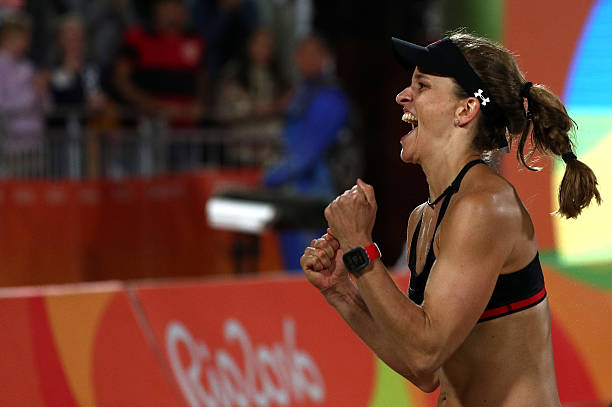 排球發球技巧精講視頻：提升發球威力與精準度