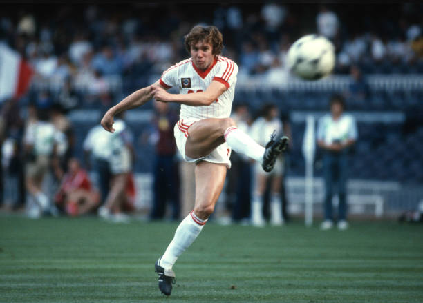 世界杯賽程全解析：何時迎來冠軍誕生？