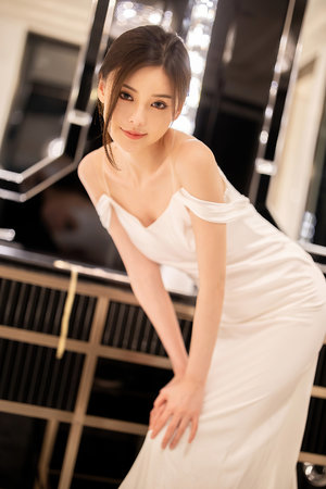 停电了同桌把我拉入怀中小说