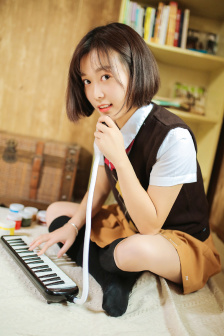 巨黄的长篇肉辣文小说内容