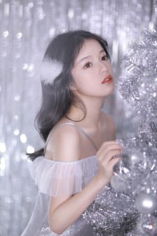 打扑克牌的剧烈运动不盖被子视频